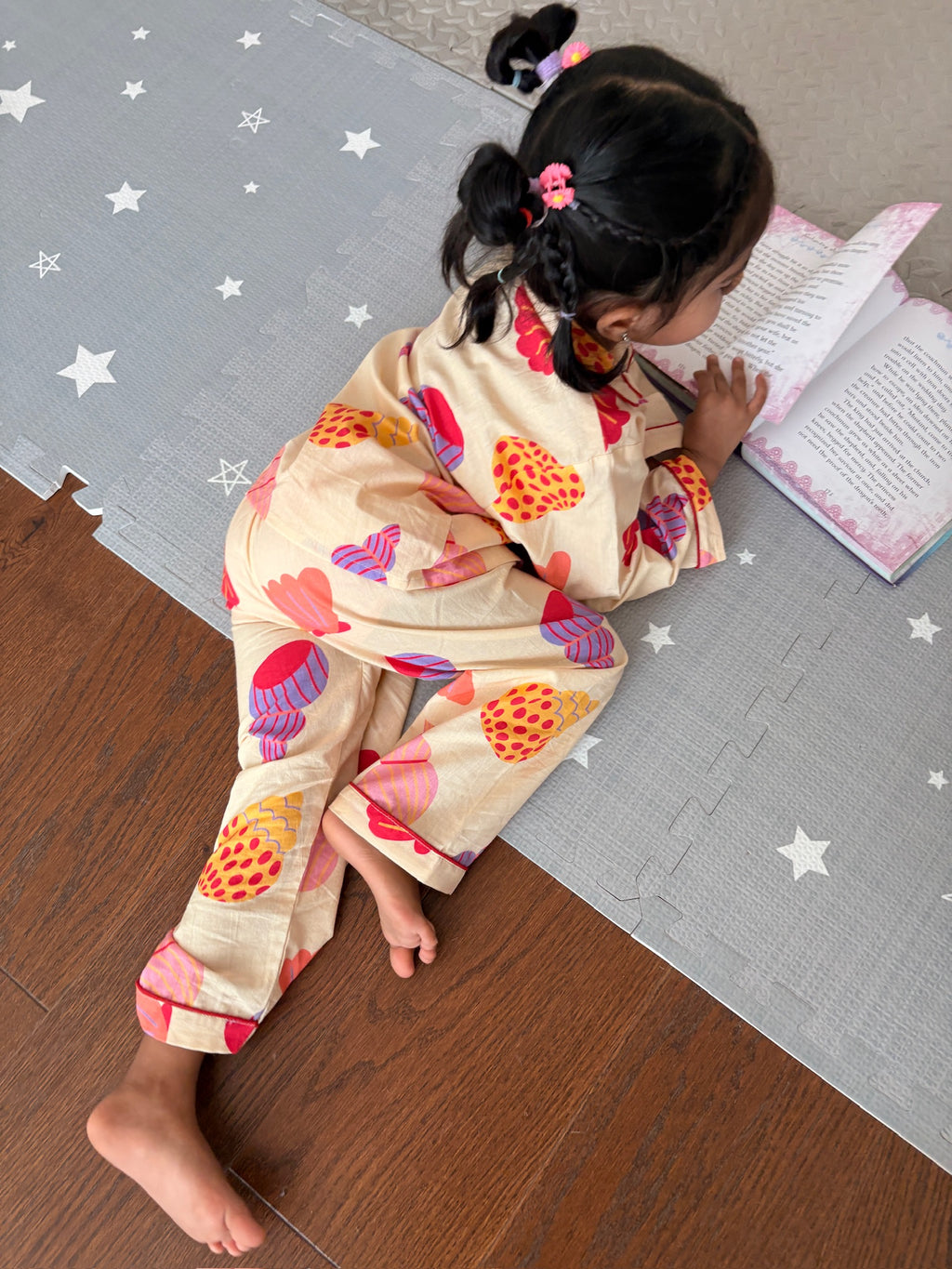 Cozy Sea Shells Nightsuit set